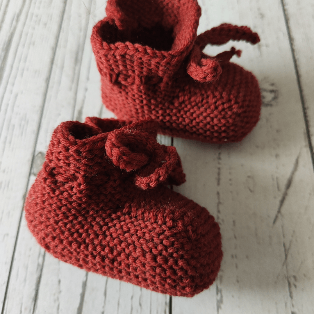 Babyschuhe handgestrickt rot