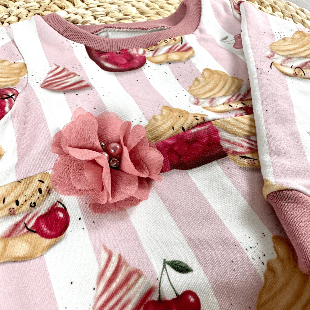 passende Blume als Deko und Leggins
