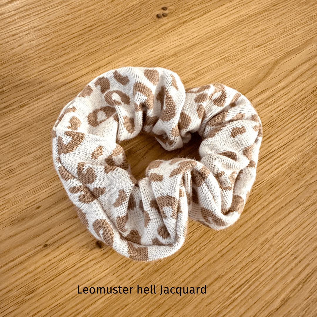 Haargummi leomuster jacquard