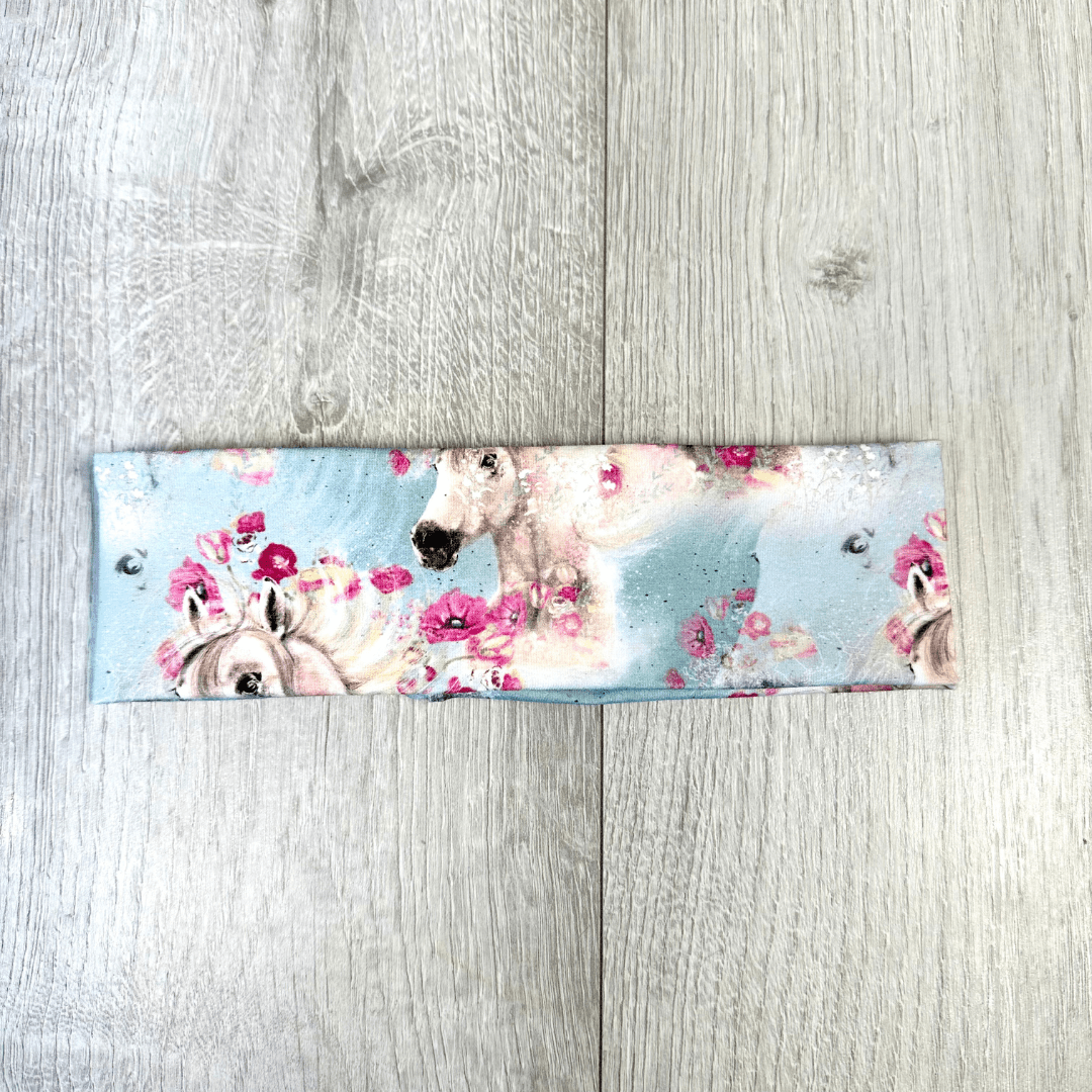 hellblau mit Pink