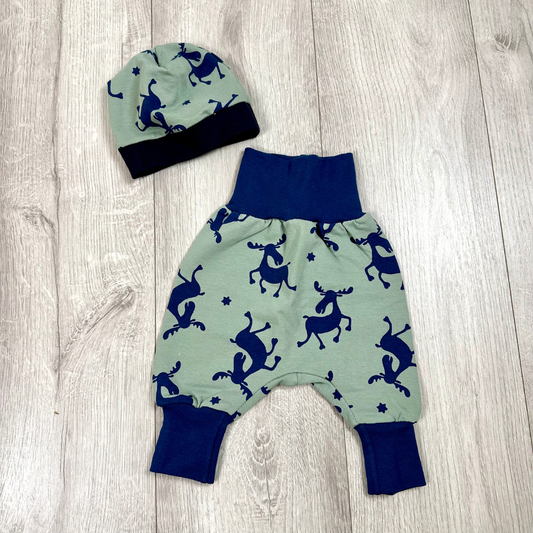 Pumphose Gr. 50/56 mit Beanie Newborn Set Rentiere