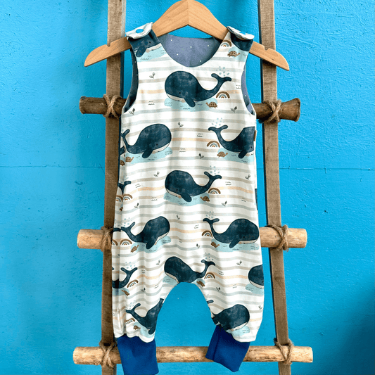 Babystrampler Mit Walen
